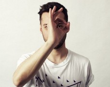 Russ Chimes – Turn Me Out (Preview)